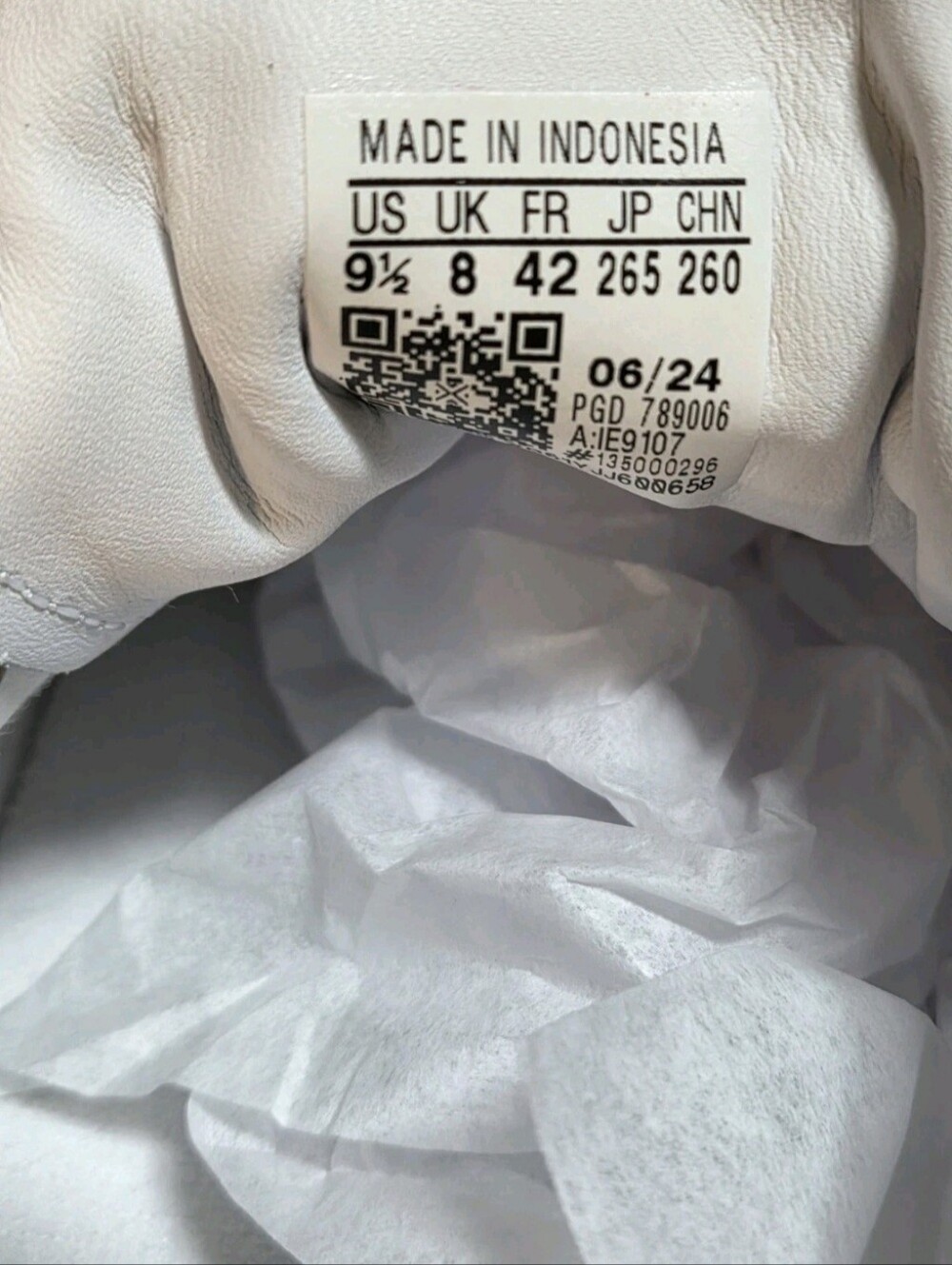 Adidas Sambae 'Wonder White Gum' Sneakers US Women's Size 9.5 / US Mens Size 8.5 - Picture 9 of 9